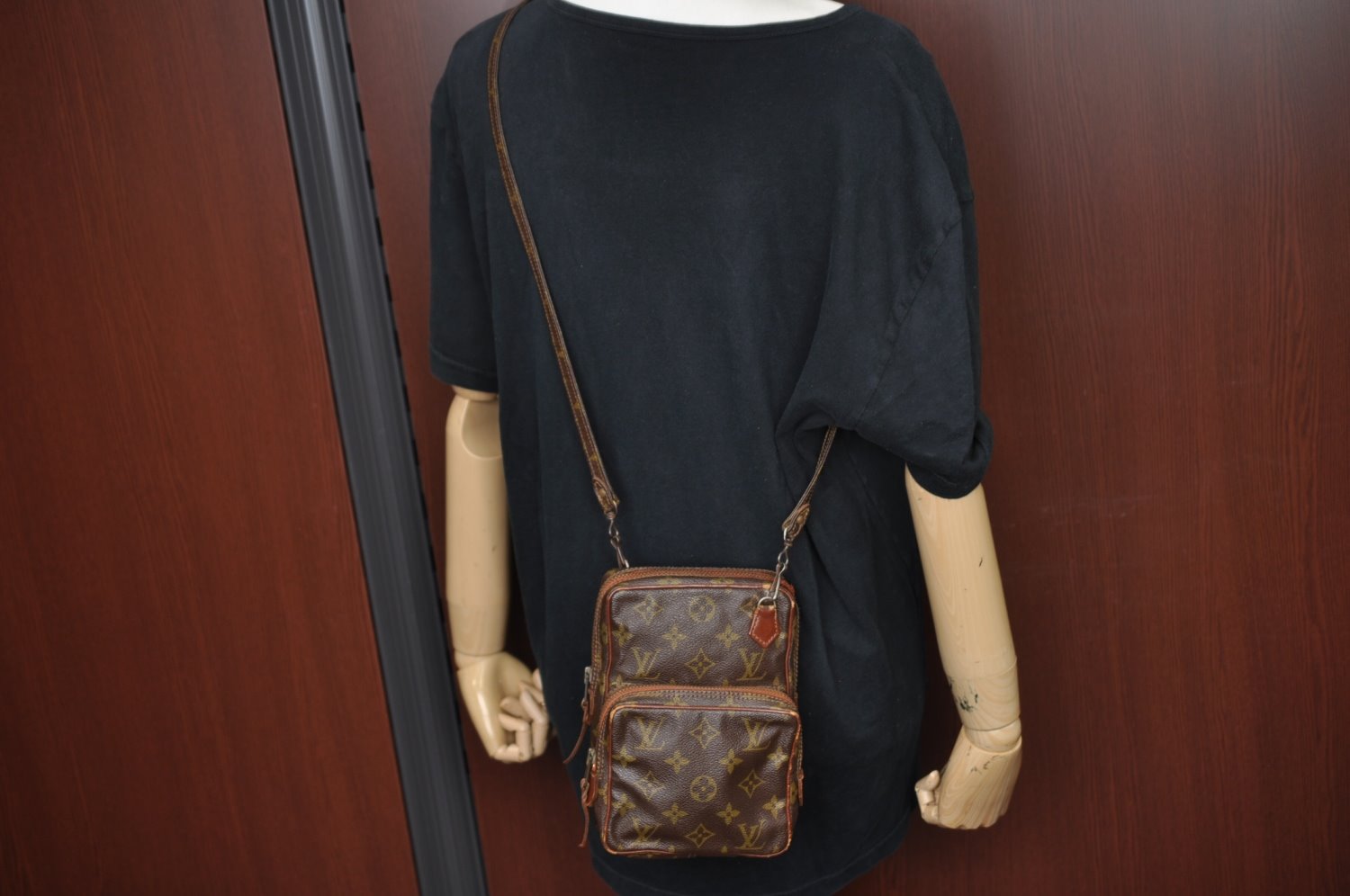 Authentic Louis Vuitton Monogram Mini Amazone Shoulder Cross Bag Old Model K1597