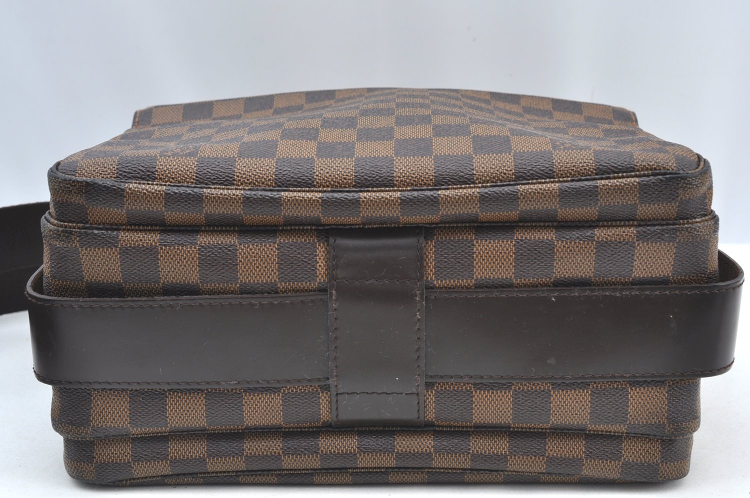 Authentic Louis Vuitton Damier Naviglio Shoulder Cross Body Bag N45255 LV K1612