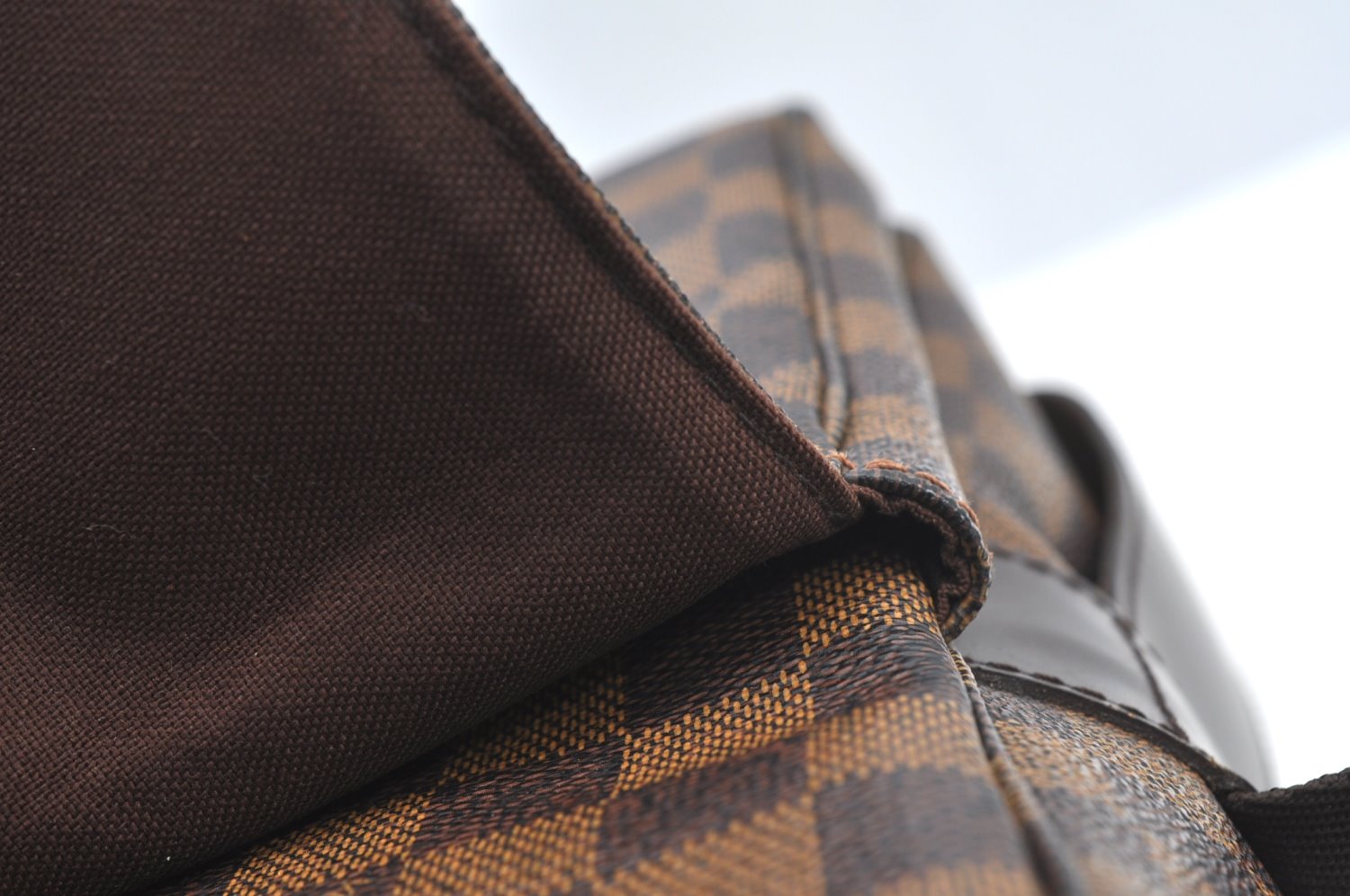 Authentic Louis Vuitton Damier Naviglio Shoulder Cross Body Bag N45255 LV K1612