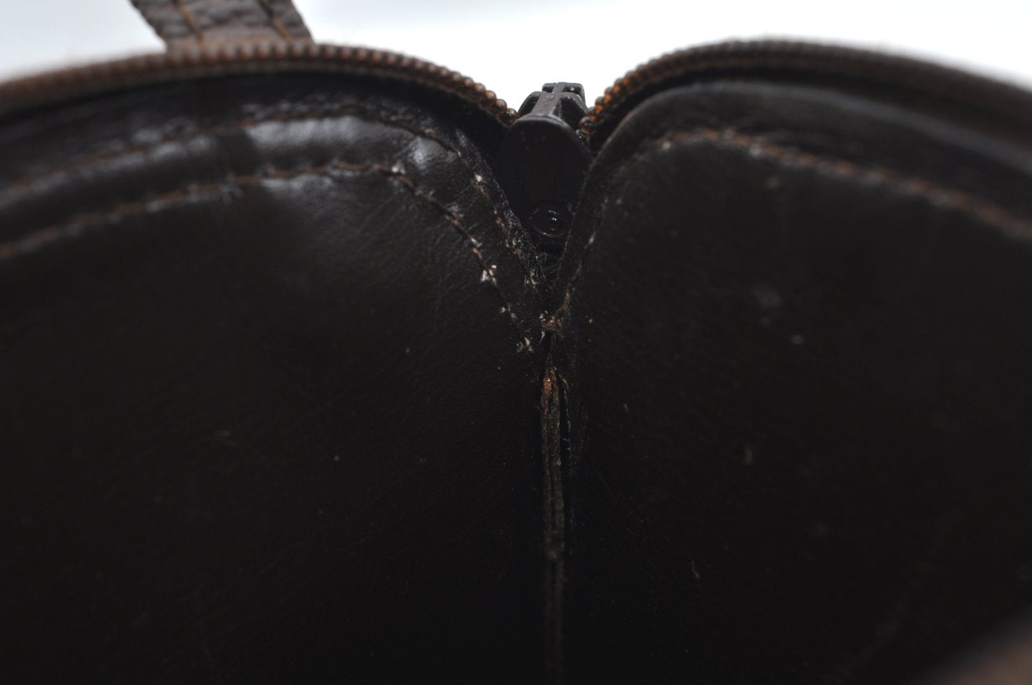 Auth Louis Vuitton Monogram Pochette Secret Shoulder Bag Pouch Old Model K1744