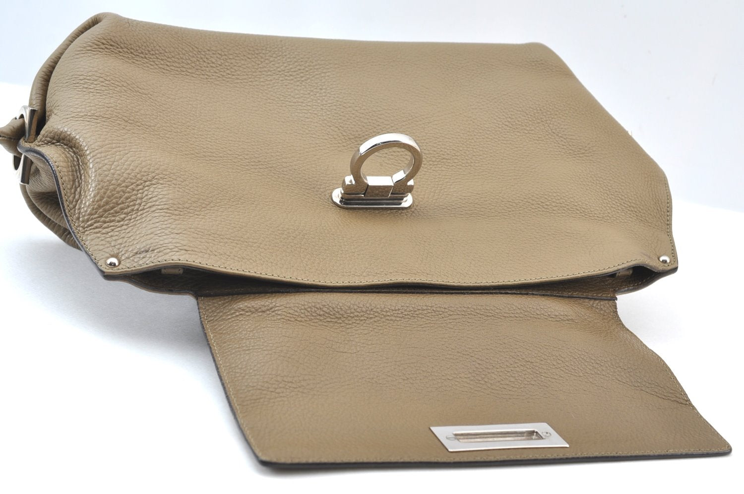 Authentic Salvatore Ferragamo Gancini Leather 2Way Hand Bag Beige Box SF K1812