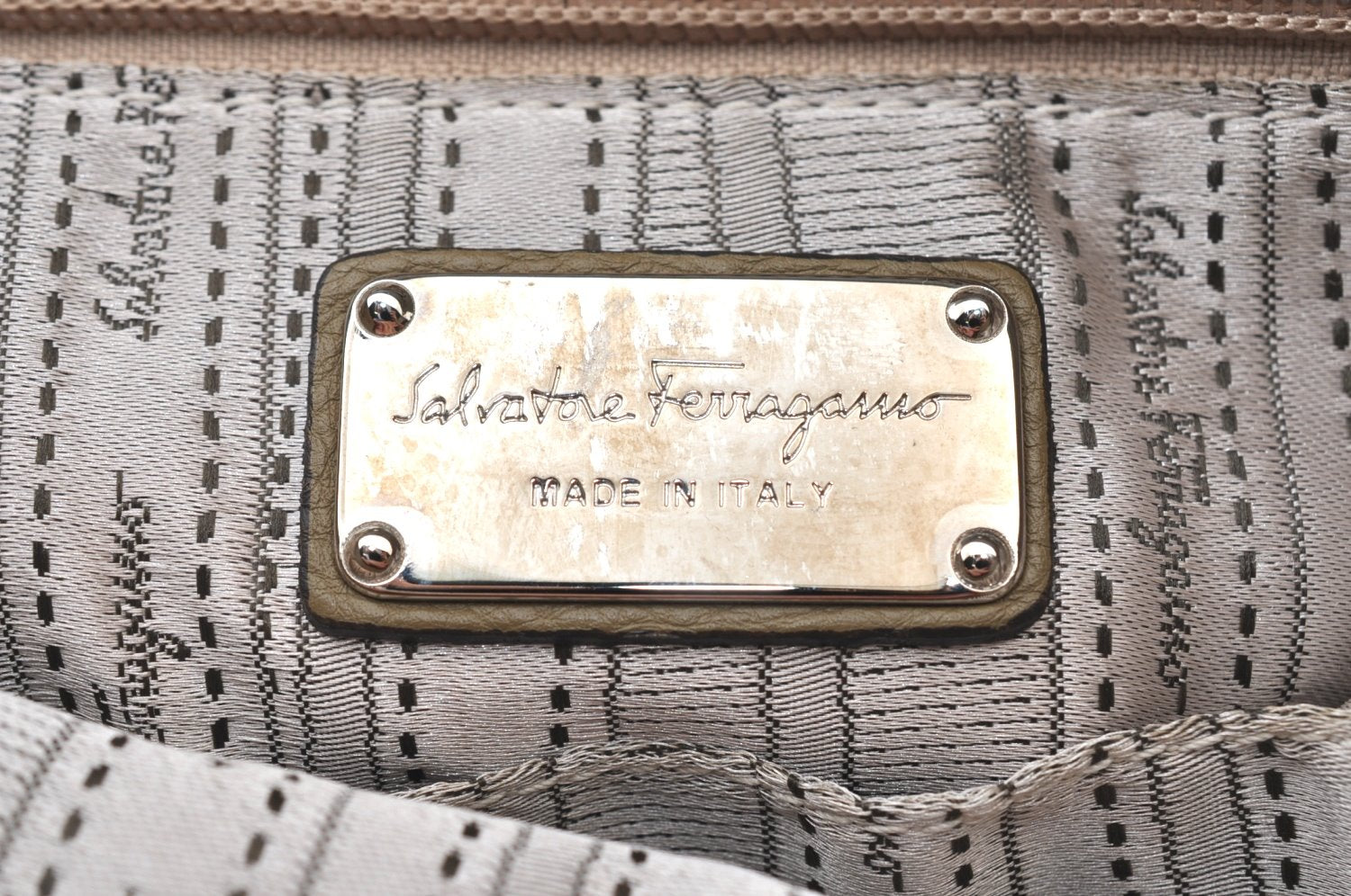 Authentic Salvatore Ferragamo Gancini Leather 2Way Hand Bag Beige Box SF K1812