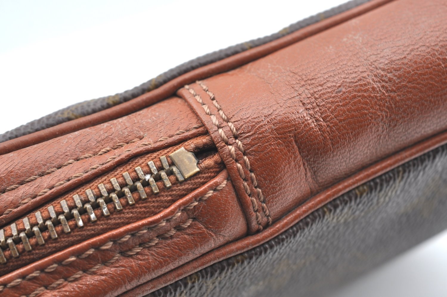 Authentic Louis Vuitton Monogram Pochette Sport Clutch Hand Bag Old Model K2024