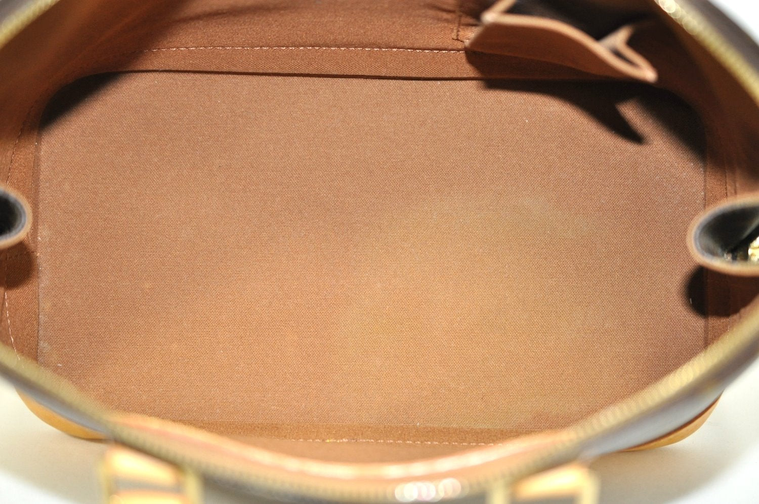 Authentic Louis Vuitton Monogram Alma Hand Bag Purse M51130 LV K2176