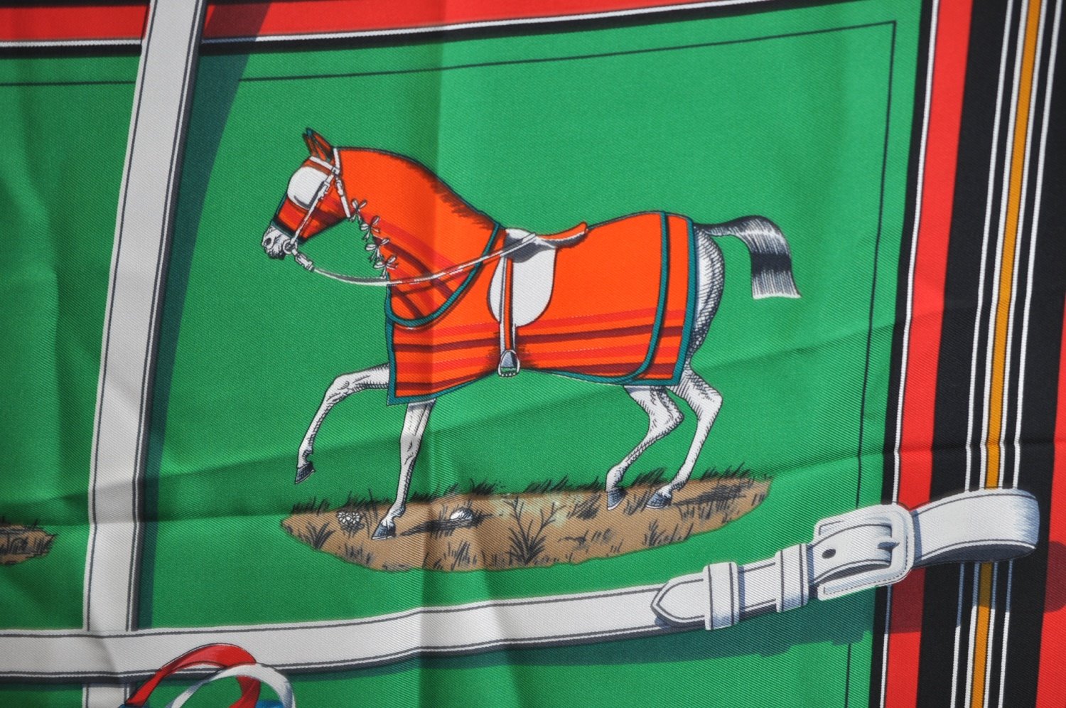 Authentic HERMES Carre 90 Scarf 