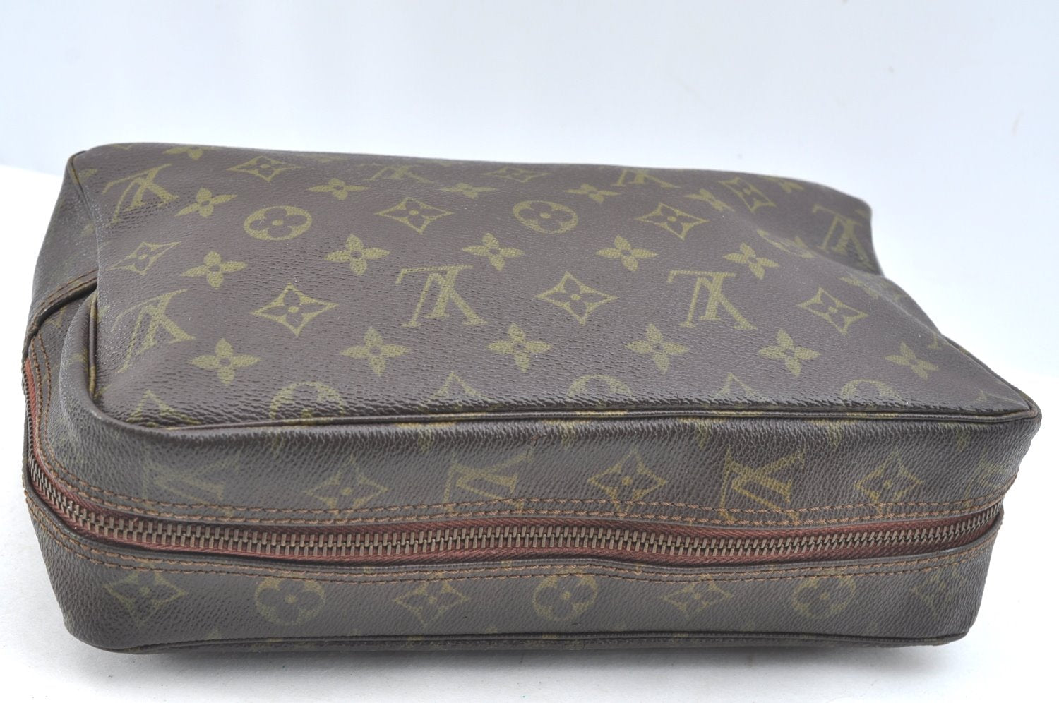 Auth Louis Vuitton Monogram Trousse Toilette 28 Clutch Hand Bag Old Model K3077