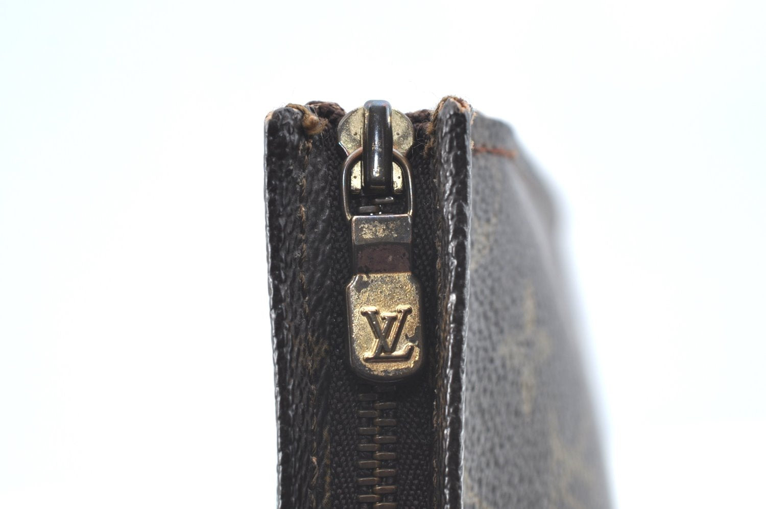 Auth Louis Vuitton Monogram Poche Toilette 26 Cosmetics Pouch Old Model LV K3656