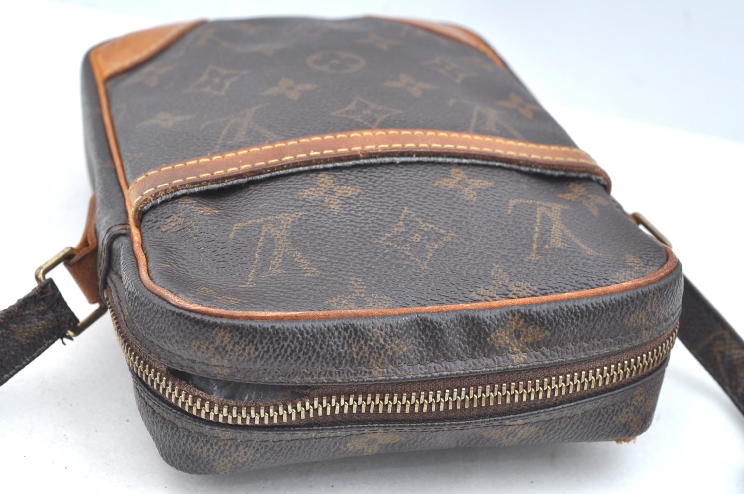 Authentic Louis Vuitton Monogram Danube Shoulder Cross Body Bag M45266 LV K3875