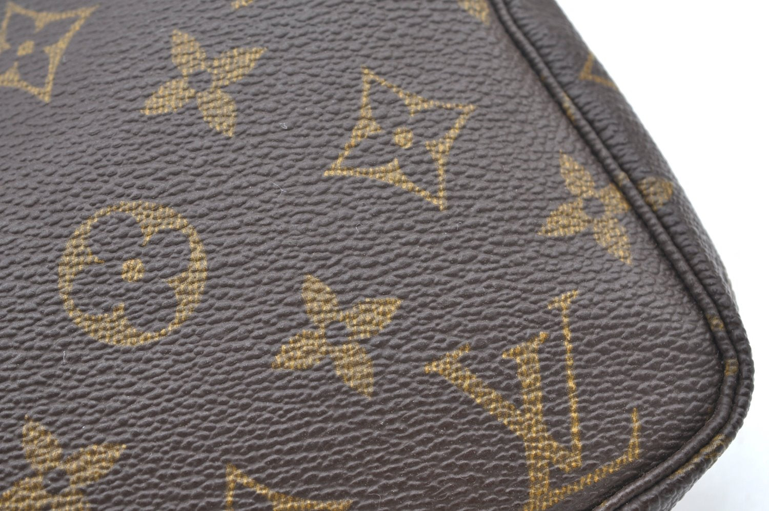 Authentic Louis Vuitton Monogram Pochette Accessoires Pouch M51980 LV K4064