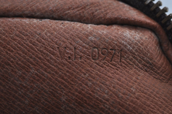 Authentic Louis Vuitton Monogram Porte Documents Voyage M40226 Briefcase K4069