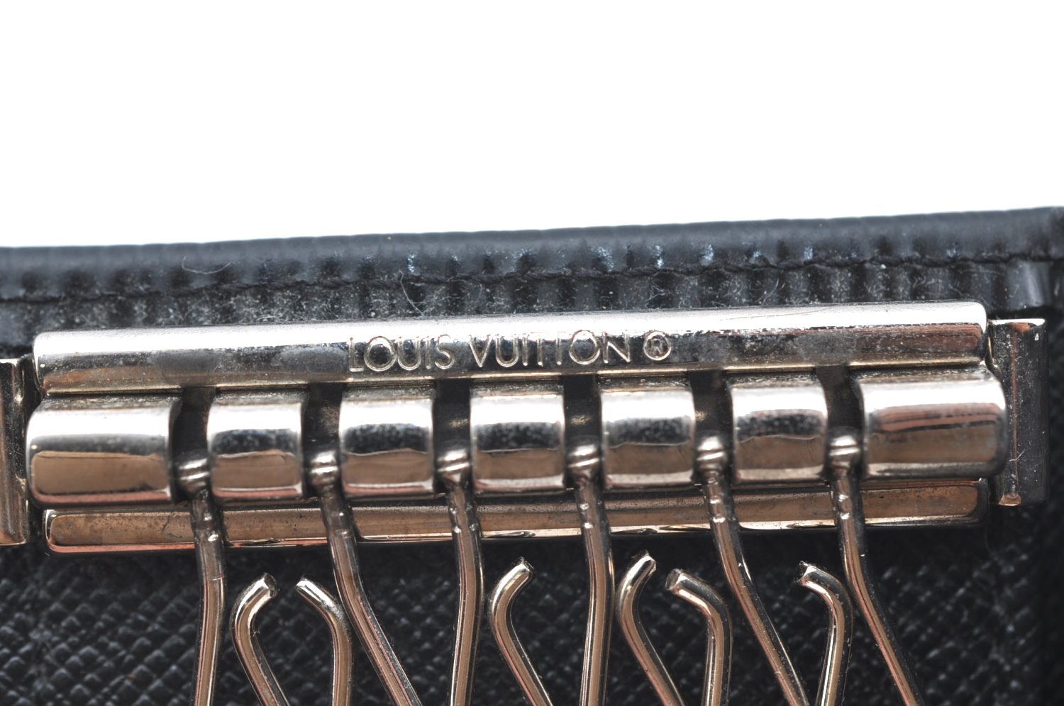 Authentic Louis Vuitton Epi Multicles 6 Key Case Black M63812 LV K4110