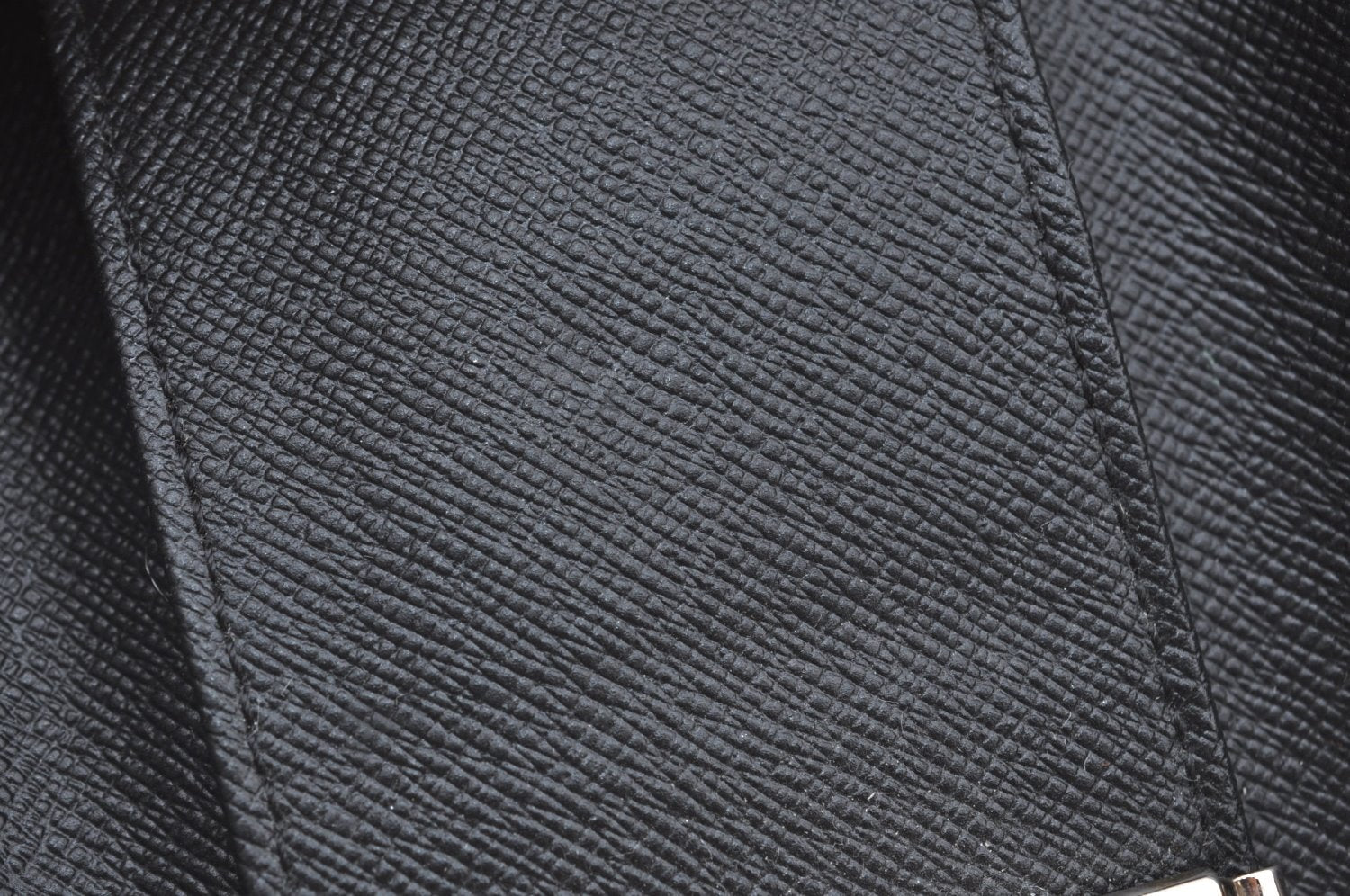 Authentic Louis Vuitton Epi Multicles 6 Key Case Black M63812 LV K4110