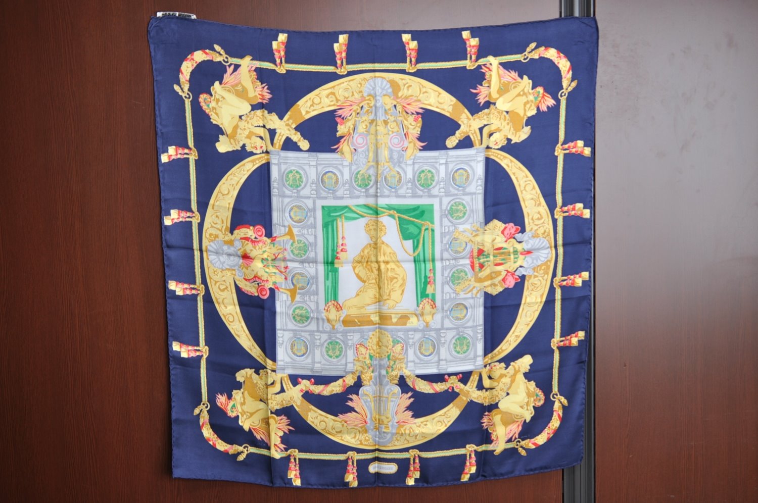 Authentic HERMES Carre 90 Scarf 