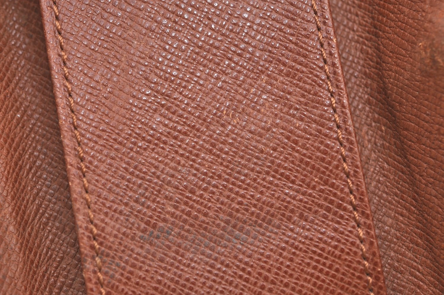 Authentic Louis Vuitton Monogram Multicles 4 Four Hooks Key Case M62631 LV K4129