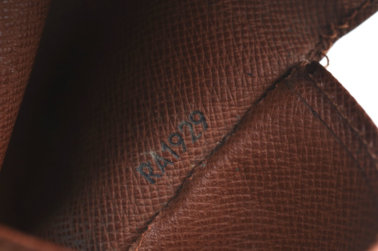 Authentic Louis Vuitton Monogram Multicles 4 Four Hooks Key Case M62631 LV K4129