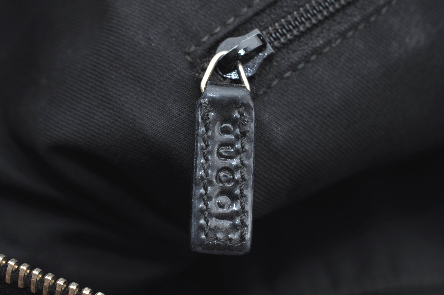 Authentic GUCCI Abbey Shoulder Tote Bag GG Canvas Enamel 141470 Black K4149