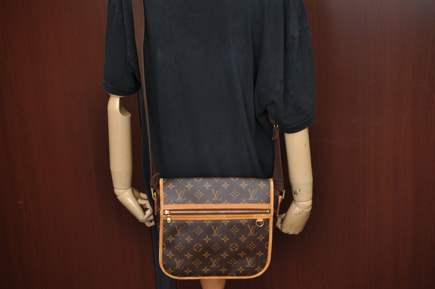 Auth Louis Vuitton Monogram Messenger Bosphore PM Shoulder Bag M40106 LV K4161