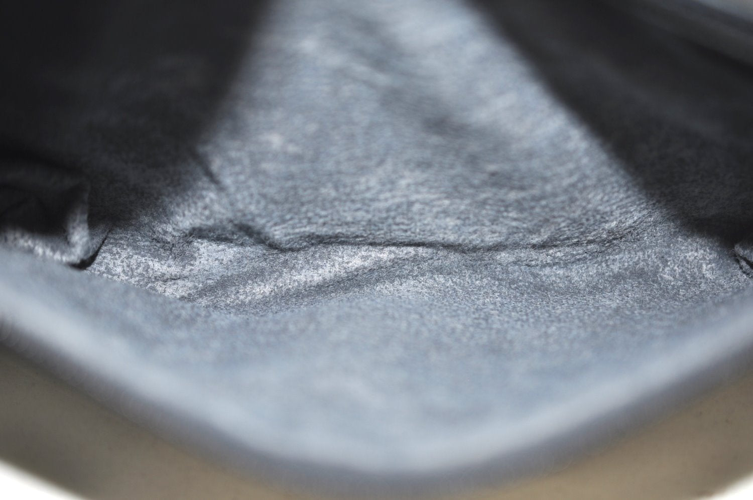 Authentic GUCCI Micro GG PVC Leather Shoulder Cross Body Bag Navy Blue K4169