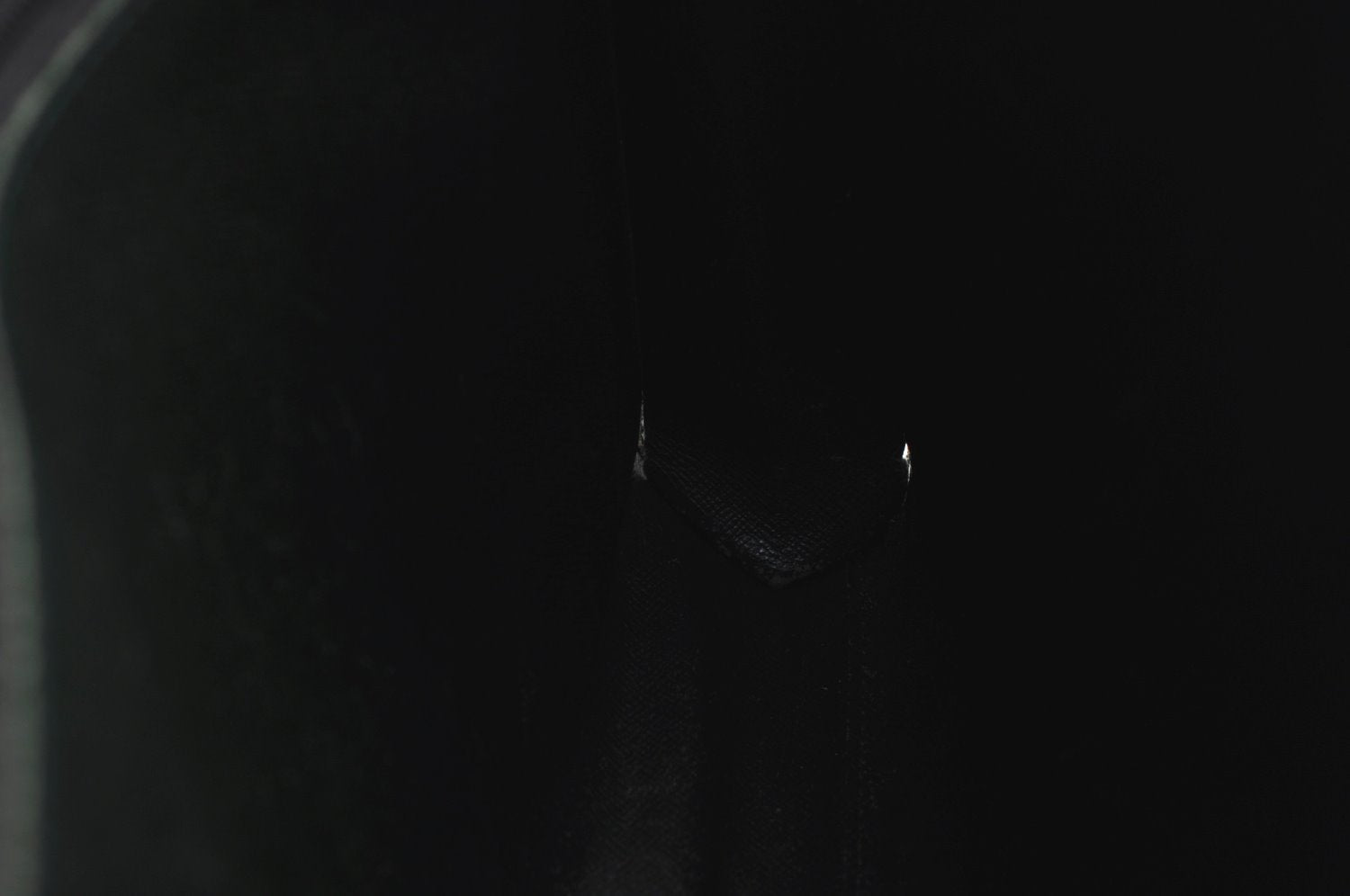 Auth Louis Vuitton Taiga Volga Document case Clutch Bag Green M30204 LV K4203