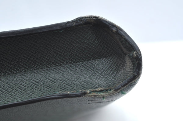 Auth Louis Vuitton Taiga Volga Document case Clutch Bag Green M30204 LV K4203