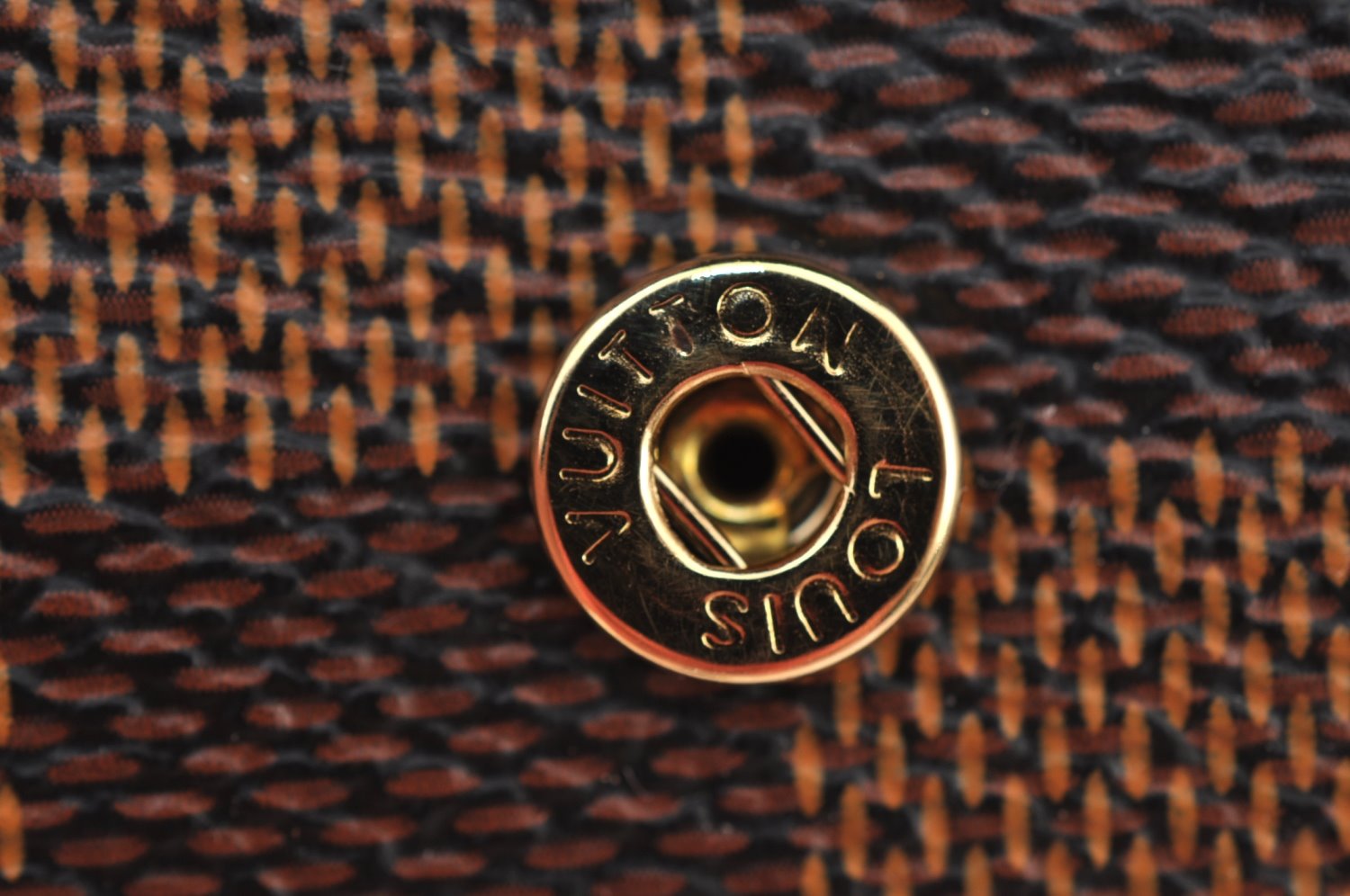 Authentic Louis Vuitton Damier Multicles 4 Key Case Holder N62631 LV Box K4216