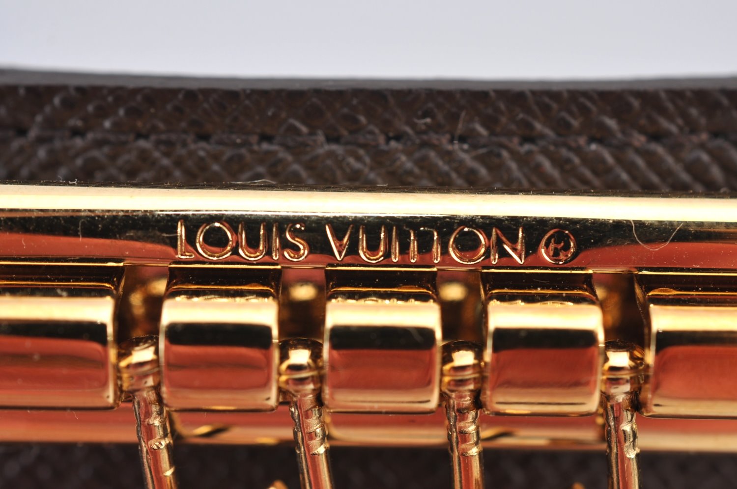 Authentic Louis Vuitton Damier Multicles 4 Key Case Holder N62631 LV Box K4216