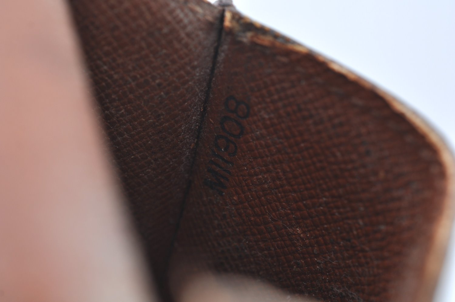 Authentic Louis Vuitton Monogram Etui Cigarette Case M63024 LV K4271