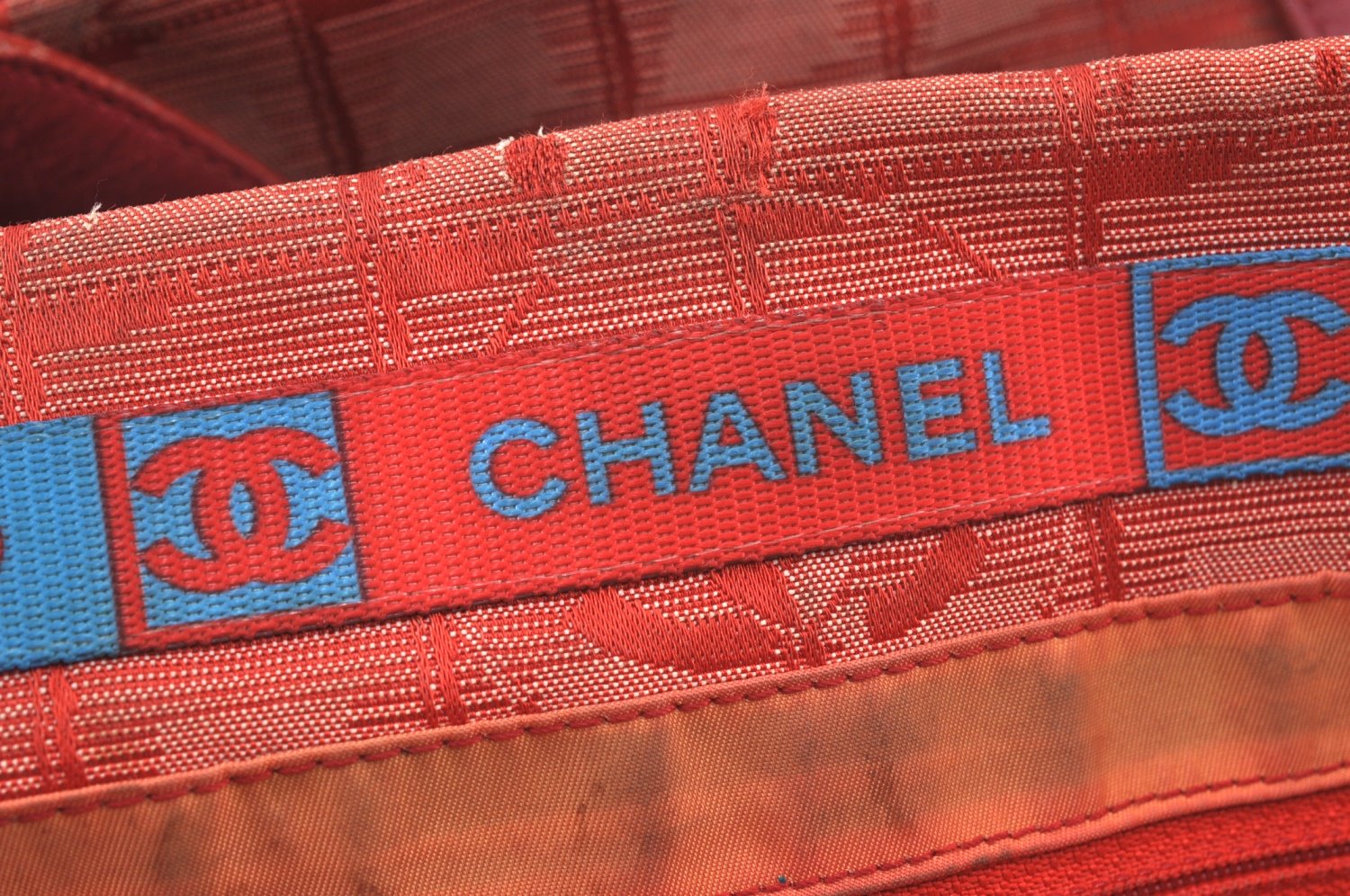 Authentic CHANEL New Travel Line Shoulder Tote Bag Nylon Leather Red K4315