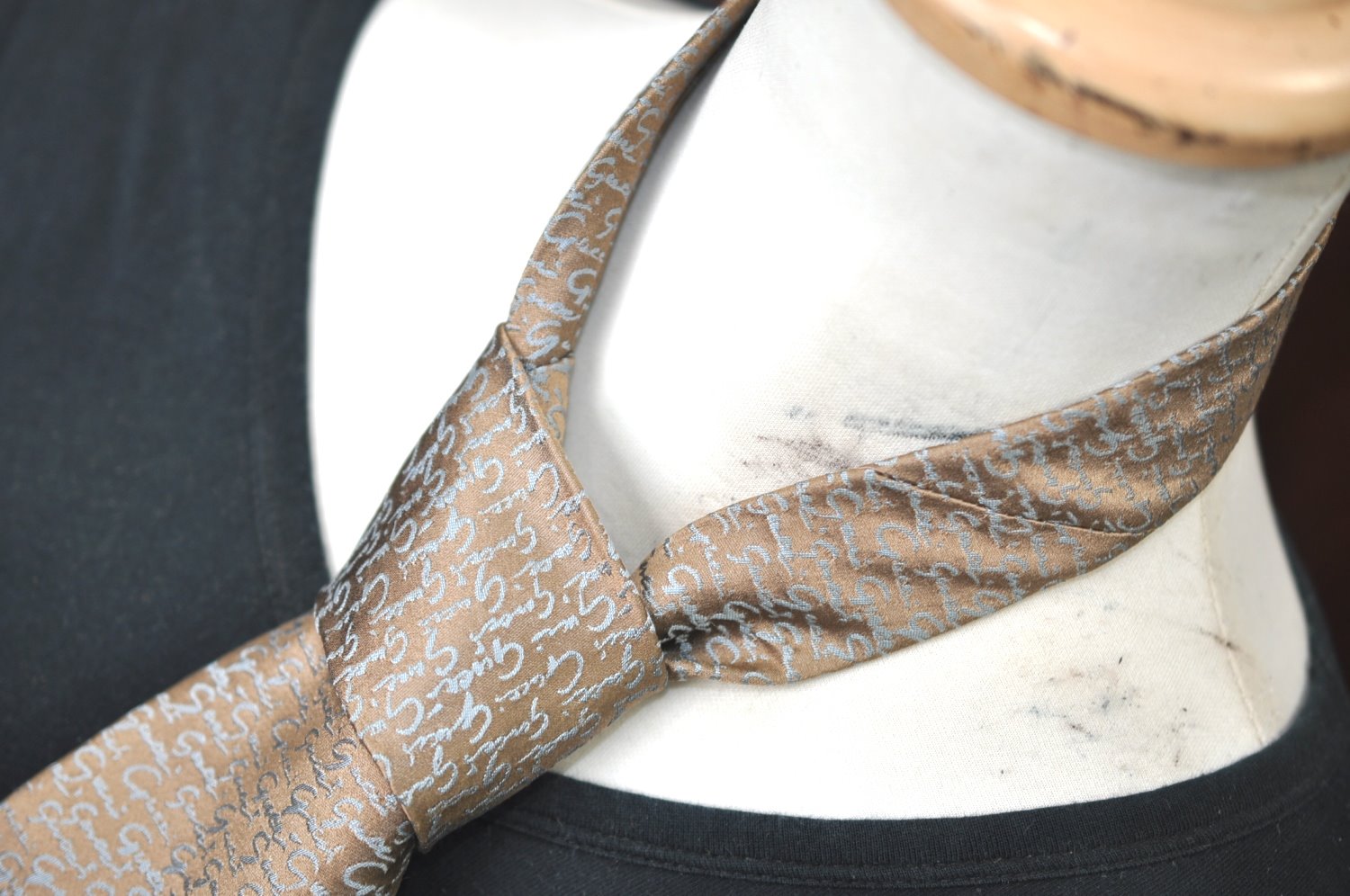 Authentic GUCCI Vintage Tie Necktie Logo Pattern Silk Brown K4362