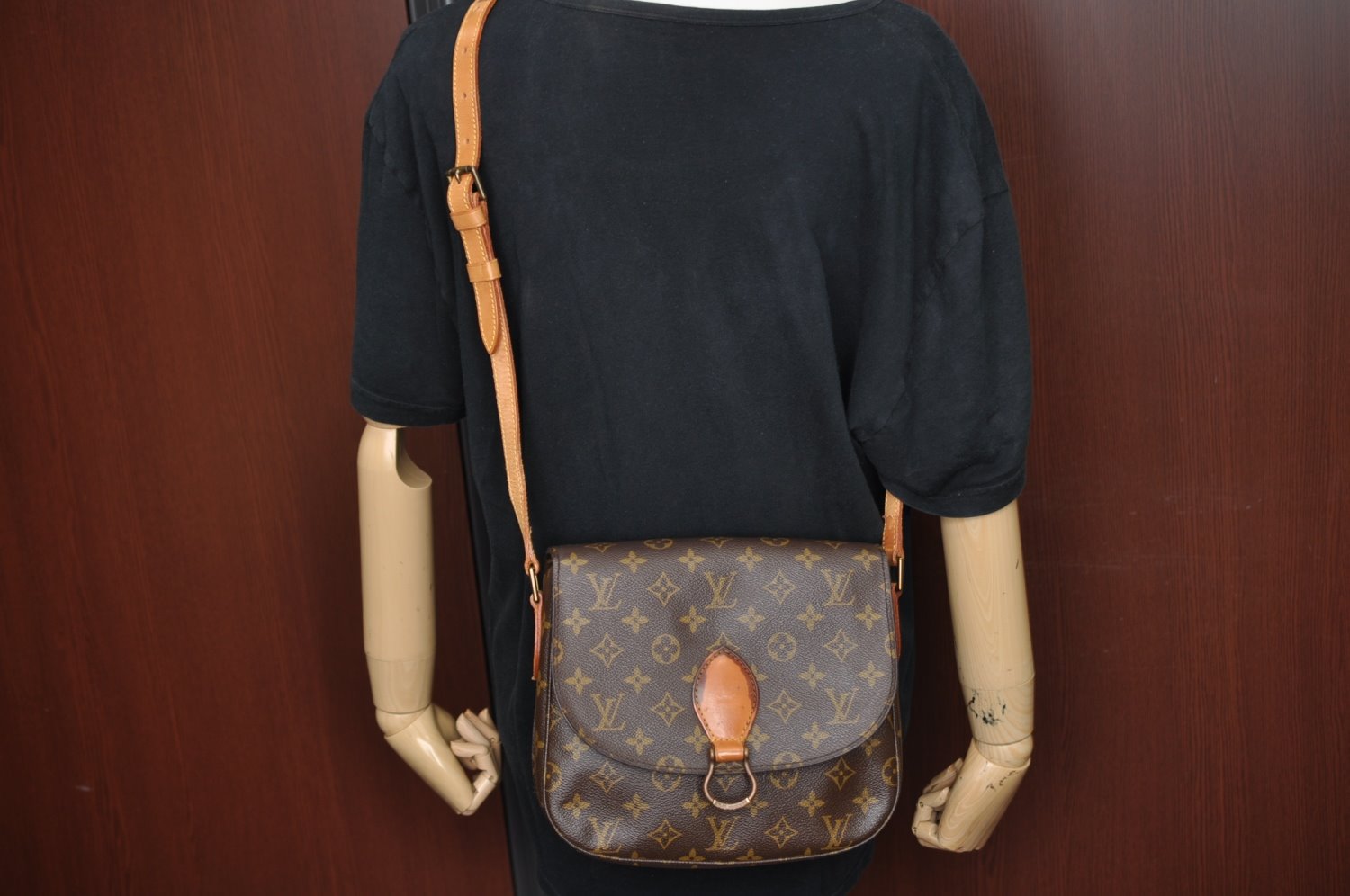 Authentic Louis Vuitton Monogram Saint Cloud GM M51242 Shoulder Cross Bag K4370