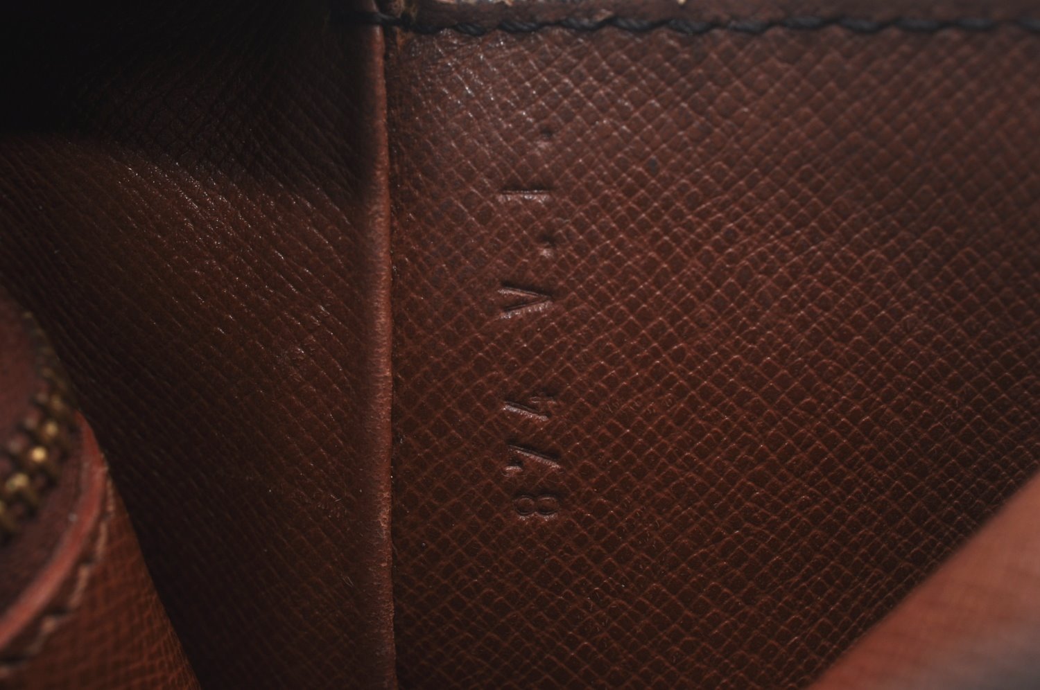 Authentic Louis Vuitton Monogram Saint Cloud GM M51242 Shoulder Cross Bag K4371