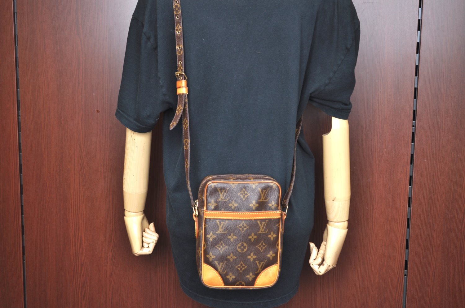 Authentic Louis Vuitton Monogram Danube Shoulder Cross Body Bag M45266 LV K4374