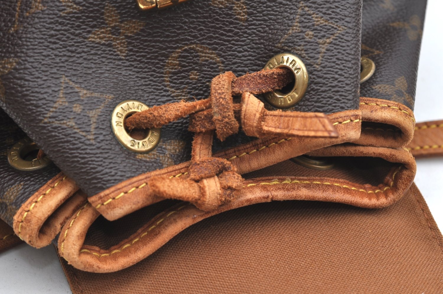 Authentic Louis Vuitton Monogram Montsouris PM Backpack M51137 LV K4382