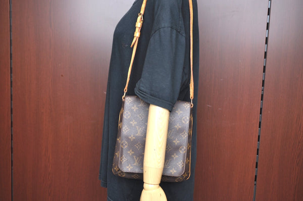 Authentic Louis Vuitton Monogram Musette Salsa Shoulder Bag LV K4442