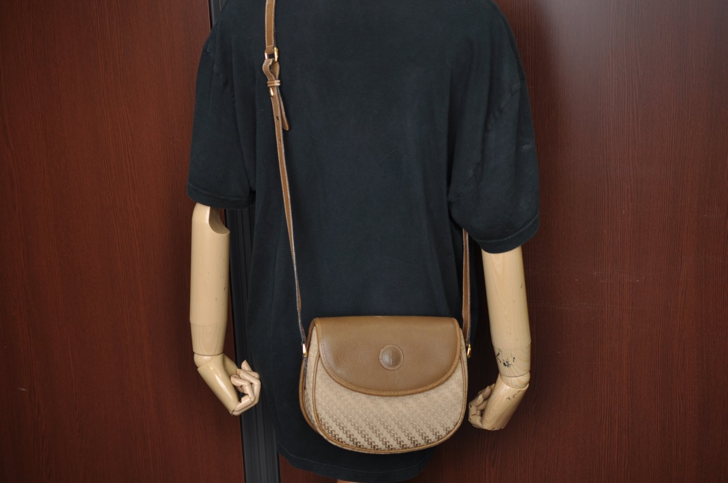 Authentic GUCCI Shoulder Cross Body Bag Purse Canvas Leather Beige Brown K4455