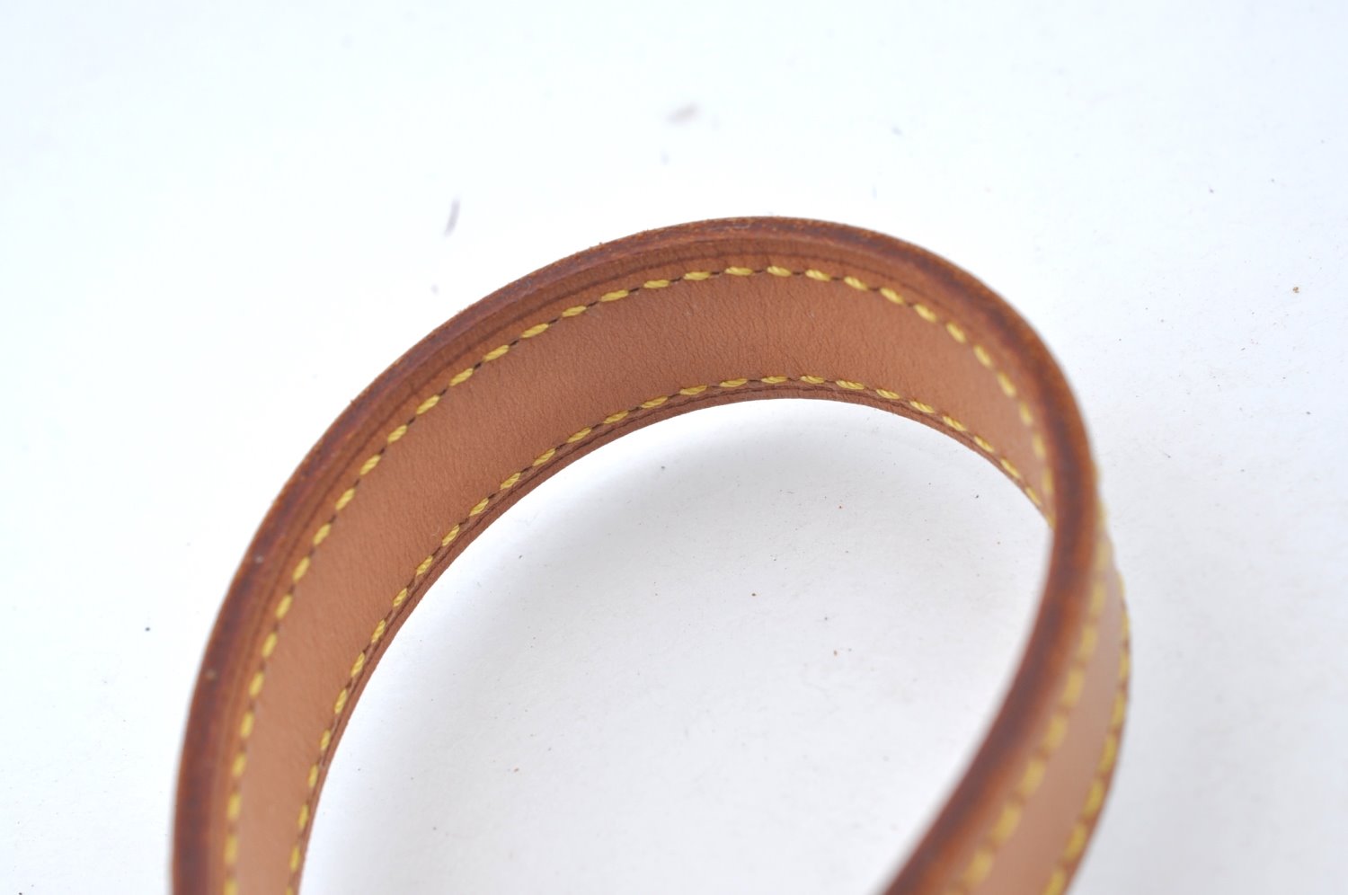 Authentic Louis Vuitton Leather Shoulder Strap For Bucket GM 31.9