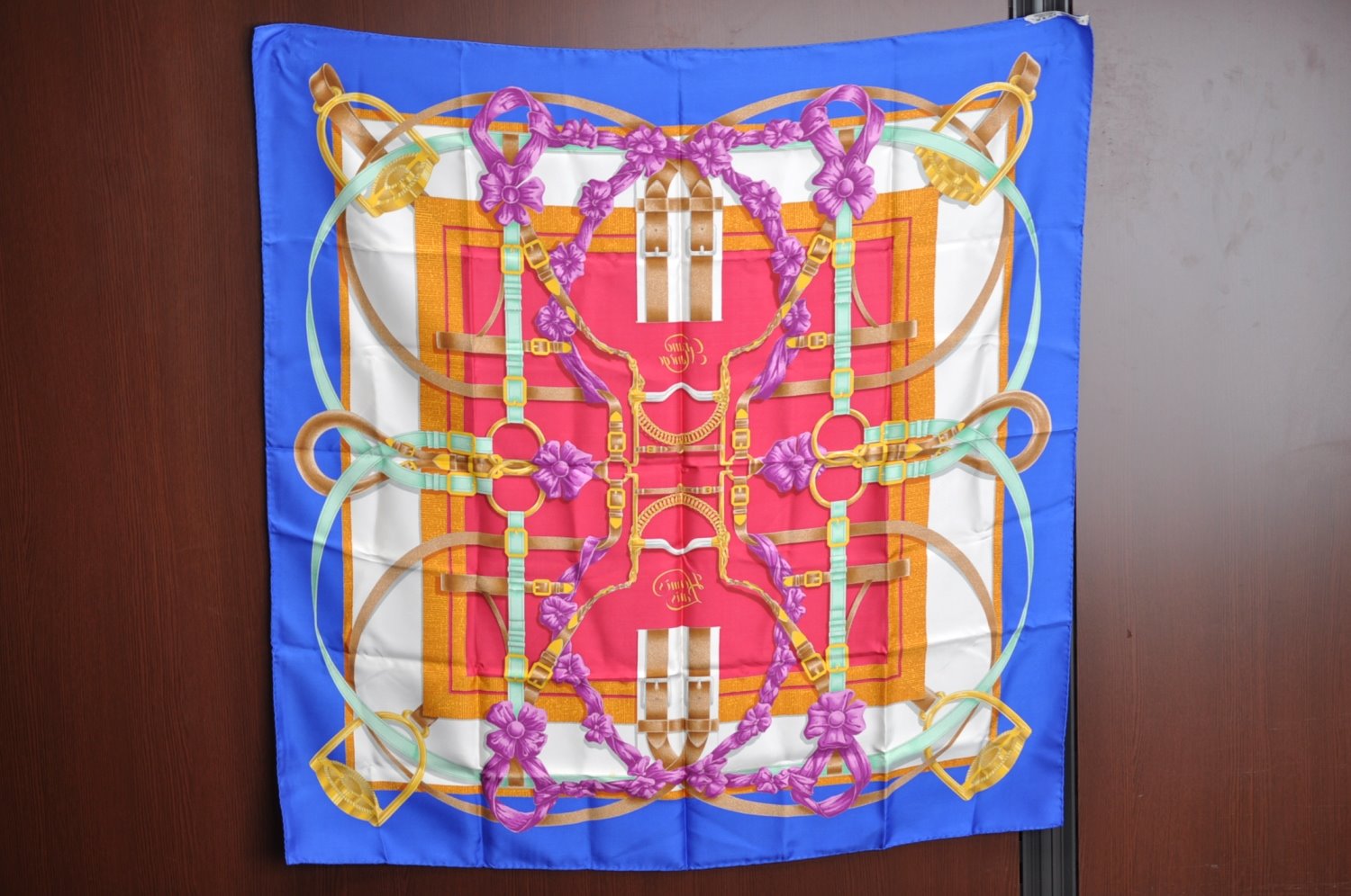 Authentic HERMES Carre 90 Scarf 