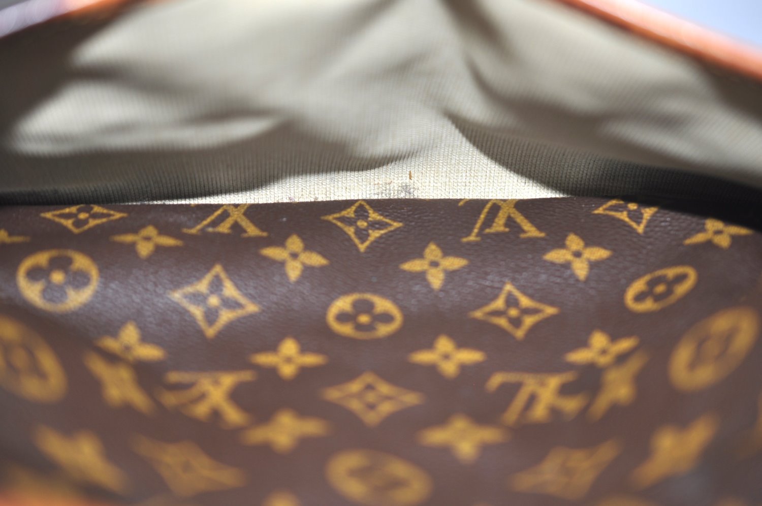 Authentic Louis Vuitton Monogram Deauville Hand Bag M47270 LV Junk K4515
