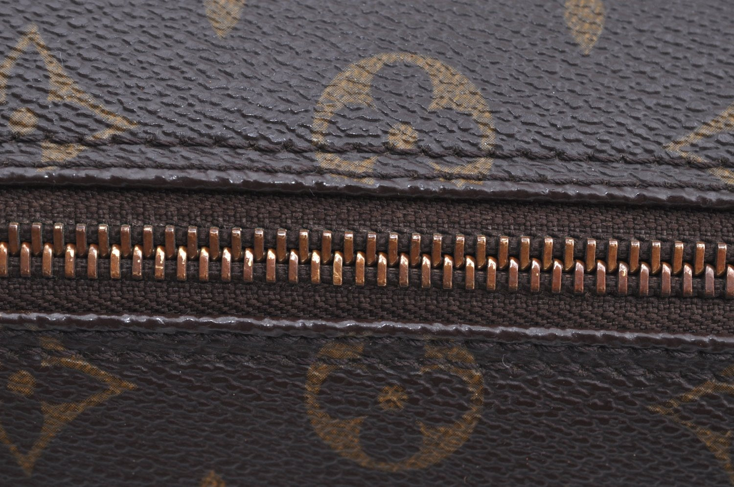 Authentic Louis Vuitton Monogram Papillon 26 Hand Bag Old Model LV K4523