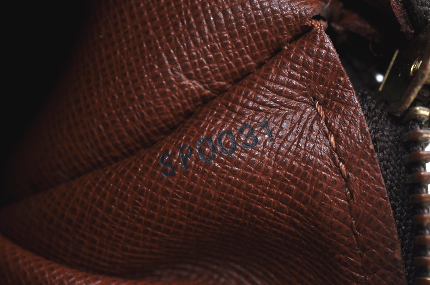 Authentic Louis Vuitton Monogram Papillon 26 Hand Bag Old Model LV K4523