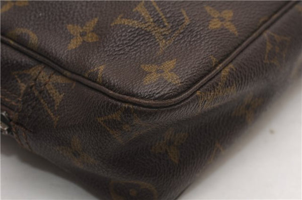 Auth Louis Vuitton Monogram Trousse Toilette 23 Clutch Hand Bag Old Model K4614