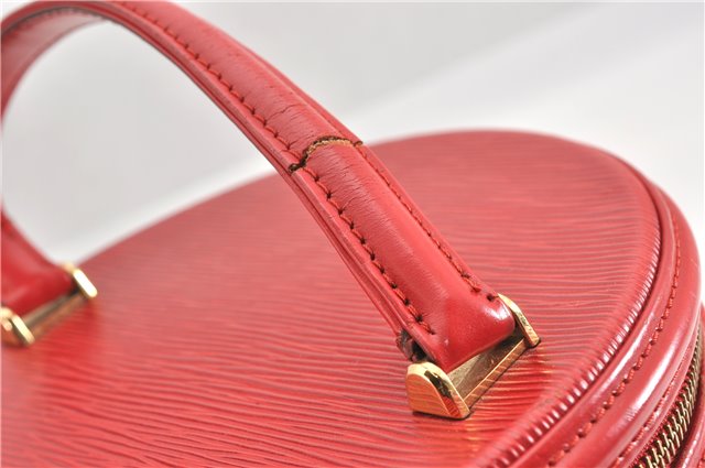 Authentic Louis Vuitton Epi Cannes Red Cosmetic Hand Bag M48037 LV Junk K4616