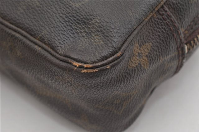 Auth Louis Vuitton Monogram Trousse Toilette 23 Clutch Hand Bag M47524 LV K4678