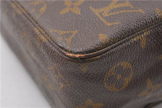 Auth Louis Vuitton Monogram Trousse Toilette 28 Clutch Hand Bag Old Model K4684