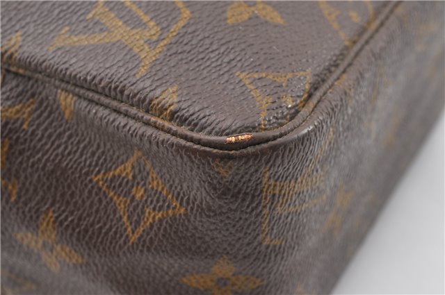 Auth Louis Vuitton Monogram Trousse Toilette 28 Clutch Hand Bag Old Model K4684