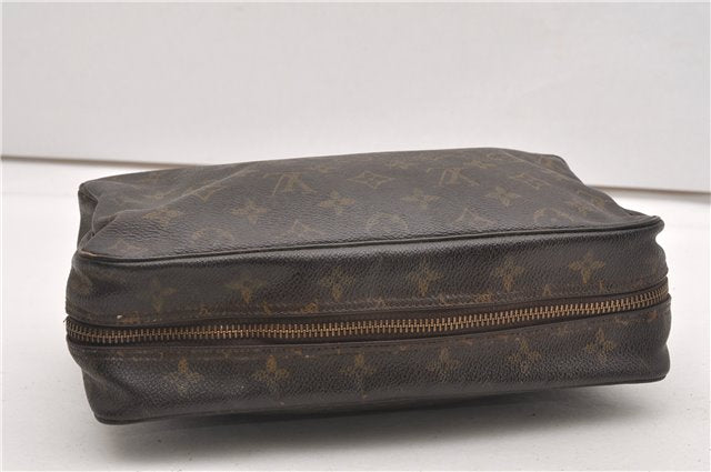 Auth Louis Vuitton Monogram Trousse Toilette 28 Clutch Hand Bag M47522 LV K4744
