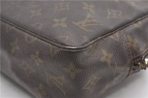 Auth Louis Vuitton Monogram Trousse Toilette 28 Clutch Hand Bag M47522 LV K4744