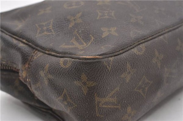 Auth Louis Vuitton Monogram Trousse Toilette 28 Clutch Hand Bag M47522 LV K4744