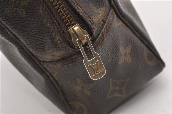 Auth Louis Vuitton Monogram Trousse Toilette 28 Clutch Hand Bag M47522 LV K4744