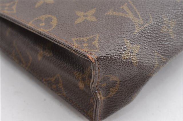 Auth Louis Vuitton Monogram Poche Toilette 26 Cosmetics Pouch Old Model LV K4755
